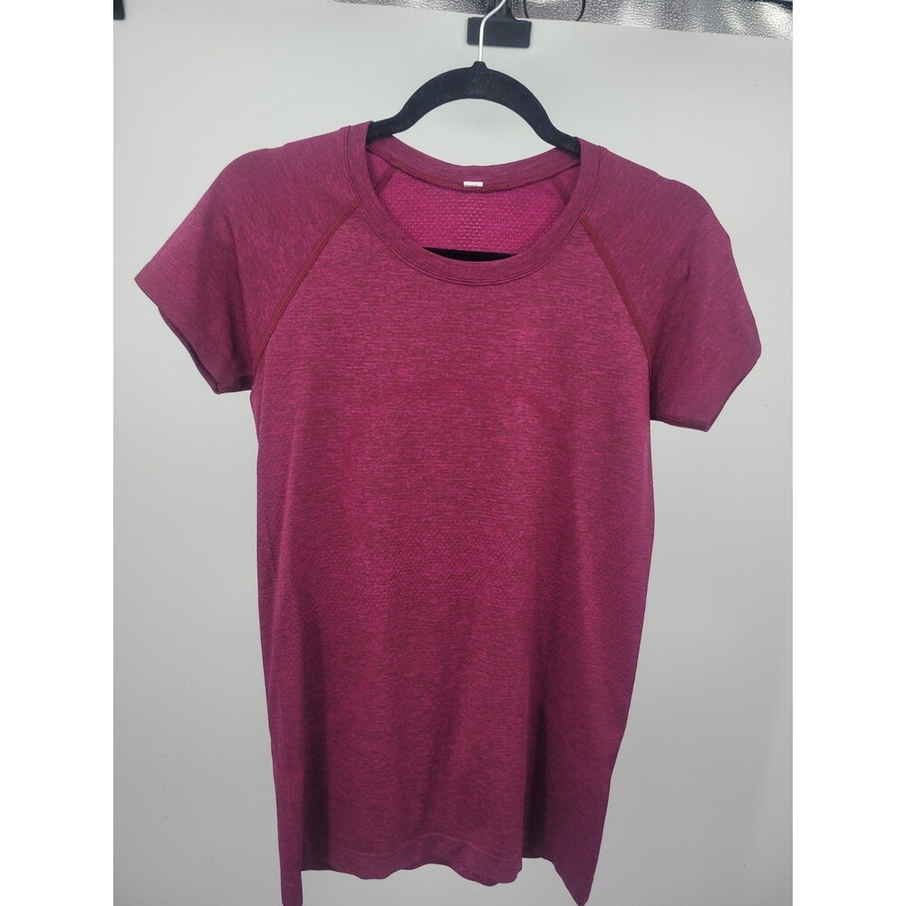 Lululemon Swiftly Tech Short Sleeve Top Sz 8 Athleisure Sporty Active Outdoors